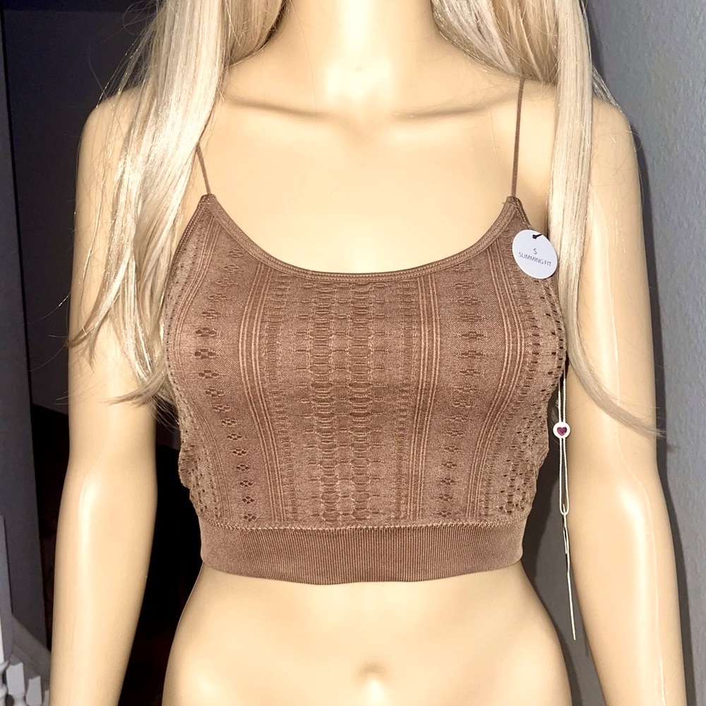 Knit slim fit crop top